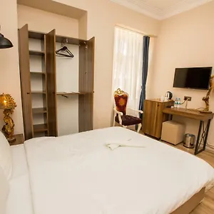 https://corner-garden-hotel.istanbul-turkeyhotels.com
